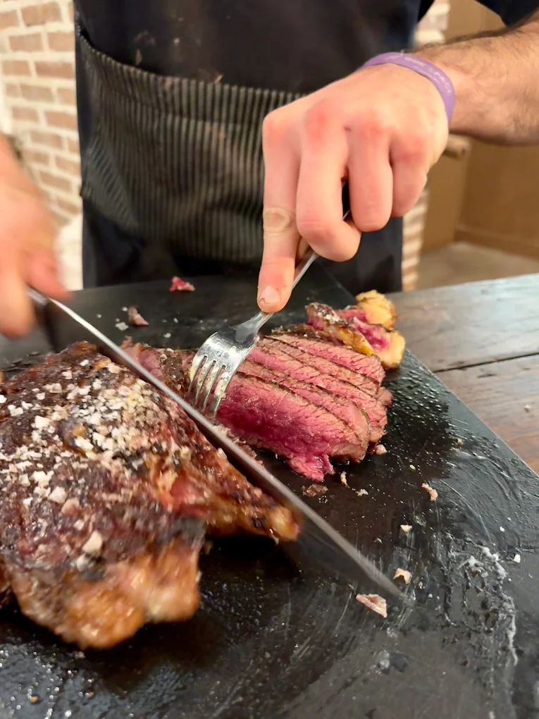 Corte de la carne madurada
